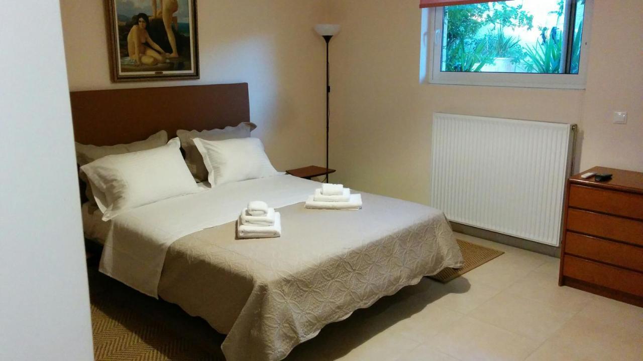 Lovely 2-Bedroom Apartment At Greek Riviera Vari  Exterior photo