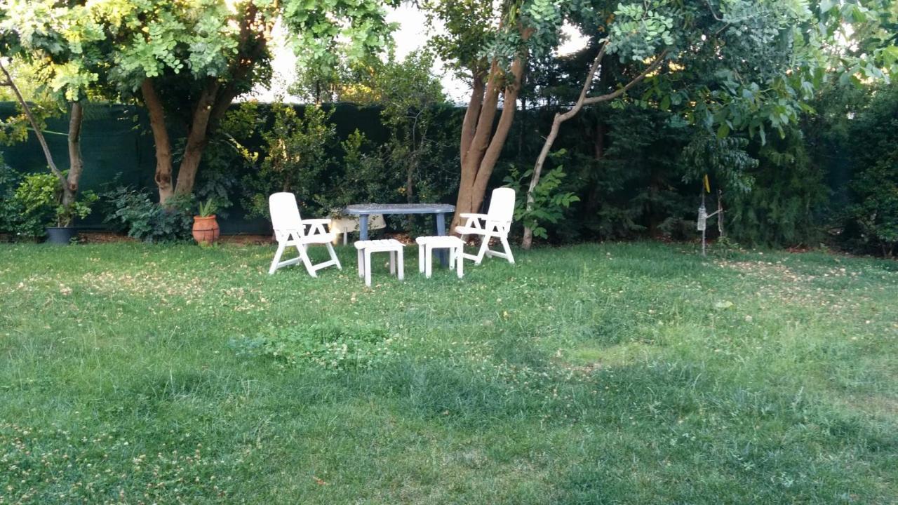 Lovely 2-Bedroom Apartment At Greek Riviera Vari  Exterior photo
