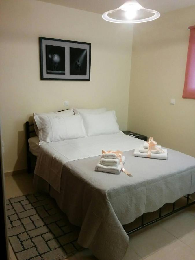 Lovely 2-Bedroom Apartment At Greek Riviera Vari  Exterior photo